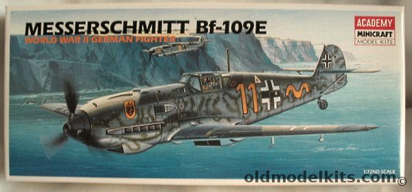 Academy 1/72 Messerschmitt Bf-109E3 - 9/JG 54 Operated Over the English Channel Summer 1940, 1668 plastic model kit